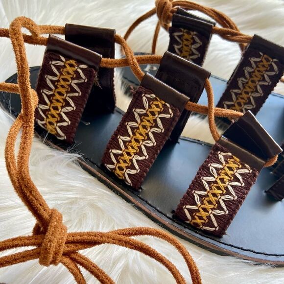 NIB POL Boho Embroidered Toe Loop Brown & Tan Lace-Up with Pom Poms Sandals - Picture 5 of 9